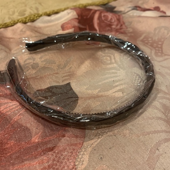 Accessories - Black Braided Headband